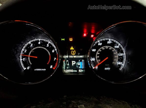 JA4ARUAU7PU004448 2023 MITSUBISHI OUTLANDER Red Widok tylnych siedzeń