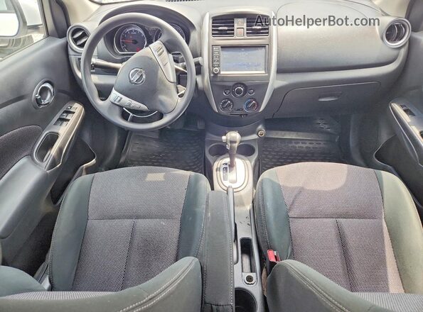 3N1CN7AP4KL878624 2019 NISSAN VERSA White ხელსაწყოთა პანელის ხედი