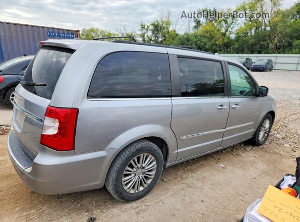2C4RC1CGXGR304319 2016 CHRYSLER TOWN Silver Передня права чверть