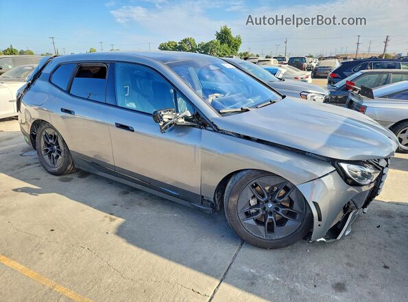 WB523CF03PCM19294 2023 BMW IX Gray Vista frontal