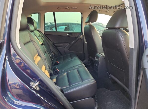 WVGBV7AX3GW546387 2016 VOLKSWAGEN TIGUAN Синий Вид задней части салона