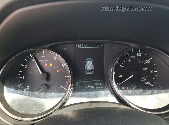 KNMAT2MT1HP559166 2017 NISSAN ROGUE Silver Հետևի նստատեղերի տեսք