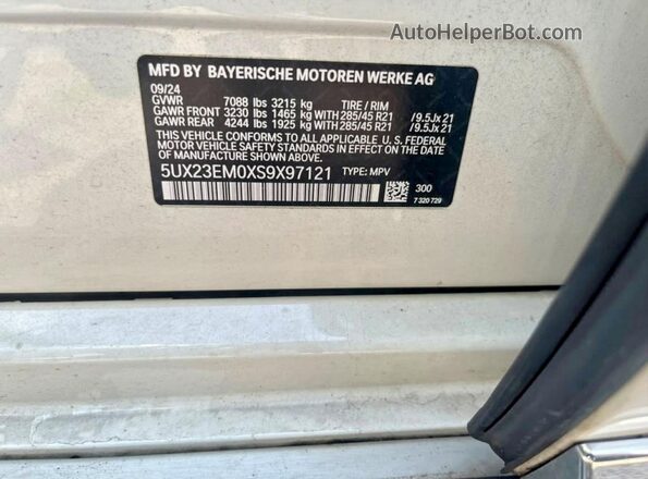 5UX23EM0XS9X97121 2025 BMW X7 White Панорамний вид салону 360°