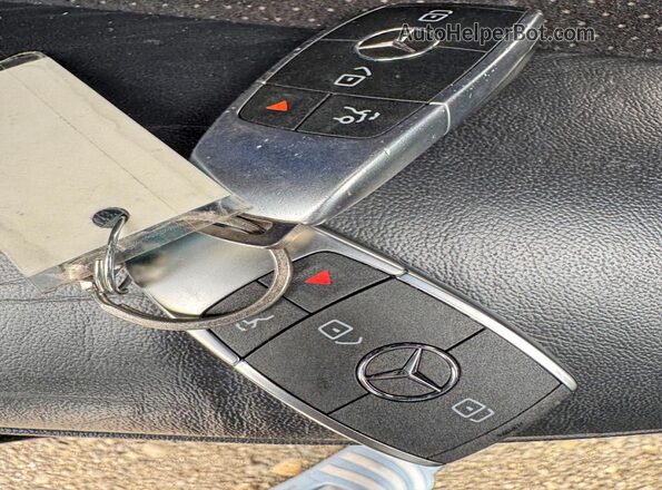 55SWF8EB5KU305546 2019 MERCEDES-BENZ C-CLASS Gold Vista del compartimento del motor