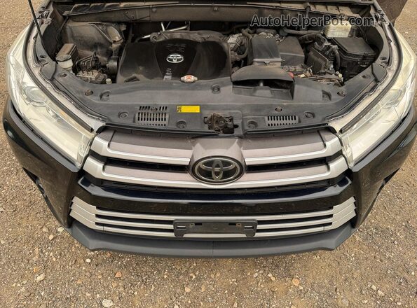 5TDJZRFHXJS897290 2018 TOYOTA HIGHLANDER Black Առջևի վահանակի տեսք