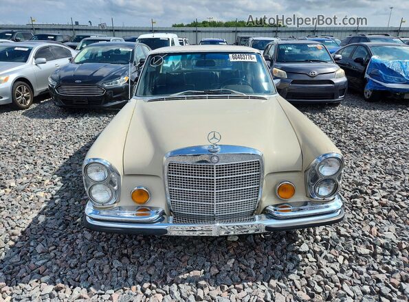 10806712012913 1972 MERCEDES-BENZ 280 Tan Вид ззаду
