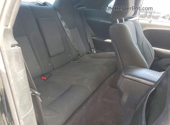 2C3CDZAGXGH200752 2016 DODGE CHALLENGER Черный Вид задней части салона