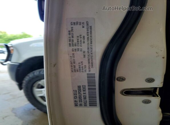3C6UR5HLXPG565906 2023 RAM 2500 White VIN კოდის სტიკერის ხედი