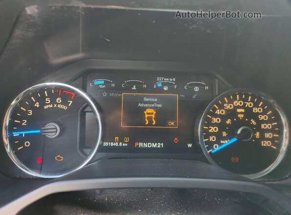 1FTFW1EG4GFA00840 2016 FORD F150 Черный Вид задних сидений