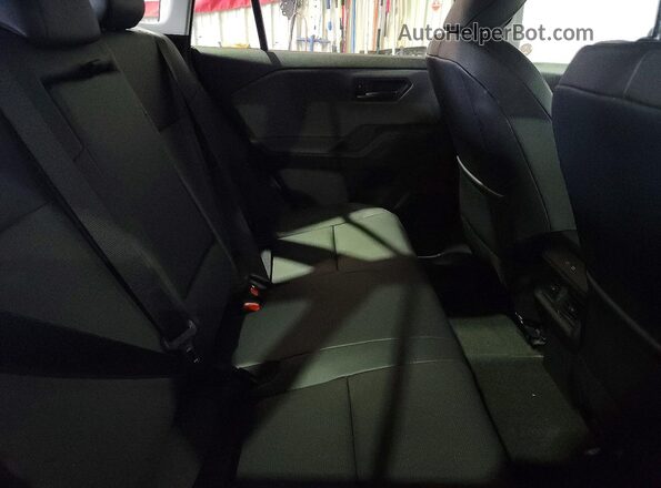 2T36CRAV9TC018823 2026 TOYOTA RAV4 Black Vista del compartimento del motor