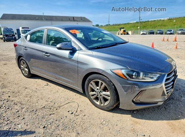 5NPD84LF9JH256384 2018 HYUNDAI ELANTRA Серебряный Вид спереди
