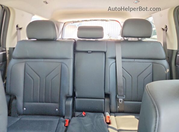 5NMP24GL6TH193727 2026 HYUNDAI SANTA White Rear seats view