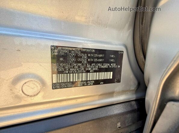JTMF1RFV3KJ005186 2019 TOYOTA RAV4 Silver Rear interior view