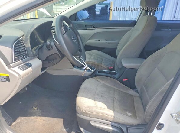 5NPD74LF0HH144361 2017 HYUNDAI ELANTRA White Dashboard view