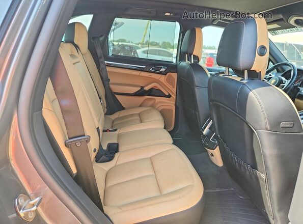 WP1AF2A28GLA40512 2016 PORSCHE CAYENNE Gray Շարժիչի բաժամունքի տեսք