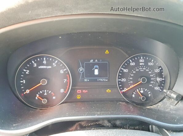 KNDPM3AC2H7108006 2017 KIA SPORTAGE Белый Вид задних сидений