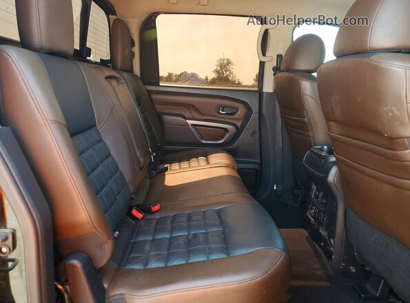 1N6BA1F43GN504073 2016 NISSAN TITAN Черный Вид задней части салона