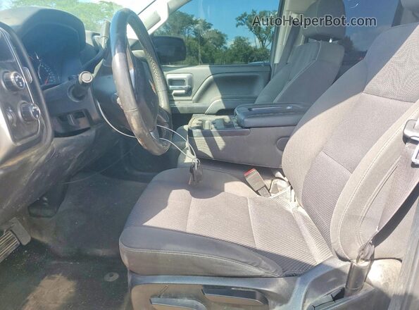 1GCVKREC5JZ151047 2018 CHEVROLET SILVERADO Silver Вид панелі приладів