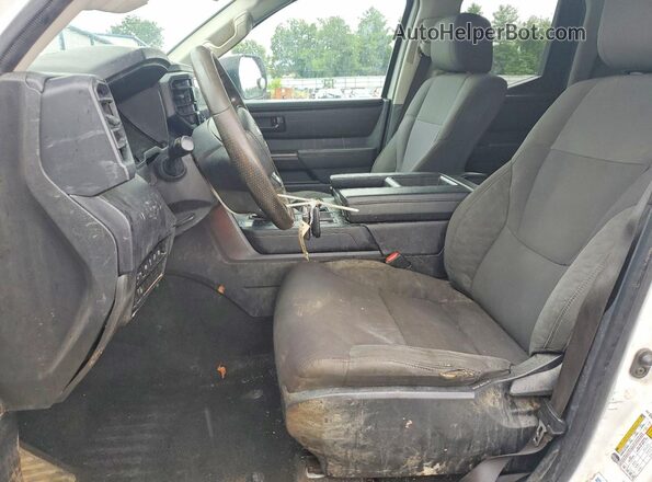 5TFKB5DA3PX099515 2023 TOYOTA TUNDRA White Առջևի վահանակի տեսք