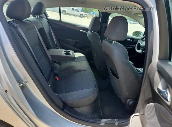 1G1BE5SM4G7266803 2016 CHEVROLET CRUZE Silver Widok wnętrza z tyłu