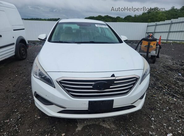 5NPE24AF9HH480712 2017 HYUNDAI SONATA White Widok z tyłu