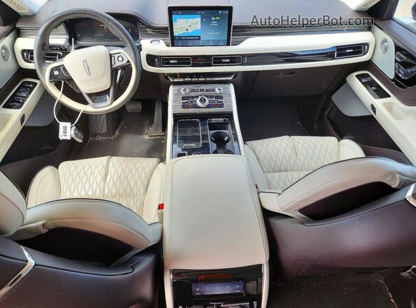 5LM5J9XC0PGL21358 2023 LINCOLN AVIATOR Серебряный Вид щитка приборов