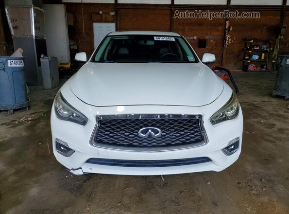 JN1EV7AP8JM364501 2018 INFINITI Q50 White უკანა ხედი