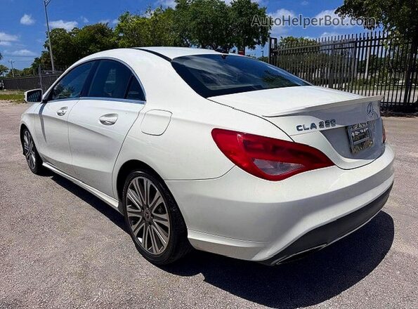 WDDSJ4EB0JN570193 2018 MERCEDES-BENZ CLA-CLASS White Trasero derecho