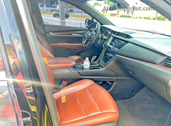 1GYKNCRS1LZ117760 2020 CADILLAC XT5 Черный Вид сзади