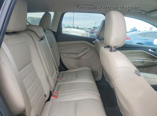 1FMCU9HD7JUC48426 2018 FORD ESCAPE Black Вид задньої частини салону