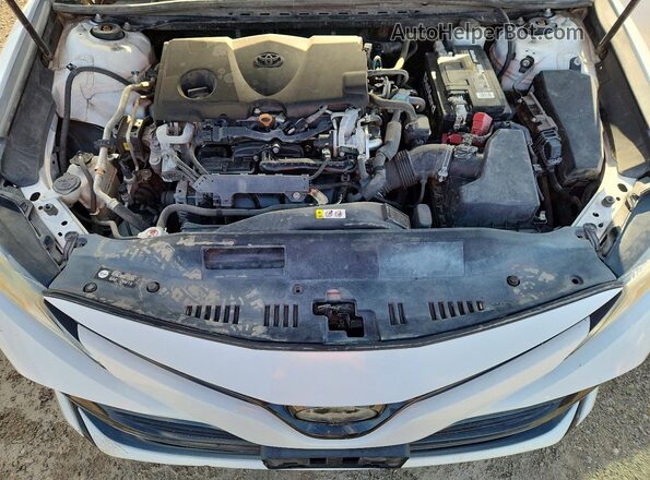 4T1B11HK5KU243019 2019 TOYOTA CAMRY White Engine compartment view
