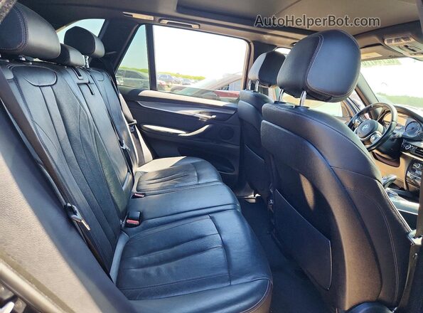 5UXKR2C54J0Z17525 2018 BMW X5 Black ძრავის განყოფილების ხედი