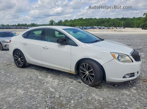 1G4PR5SK3H4118558 2017 BUICK VERANO White Դիմացի տեսք