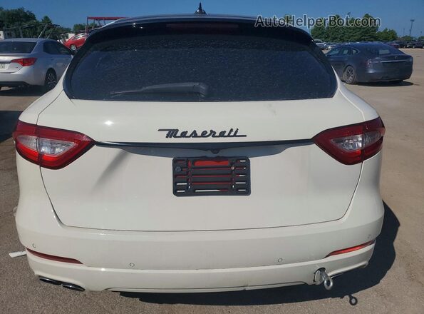 ZN661XUA9HX257839 2017 MASERATI LEVANTE White Вид салону спереду