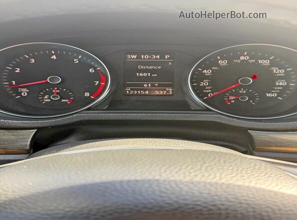 1VWBA7A33JC005519 2018 VOLKSWAGEN PASSAT Черный Вид щитка приборов