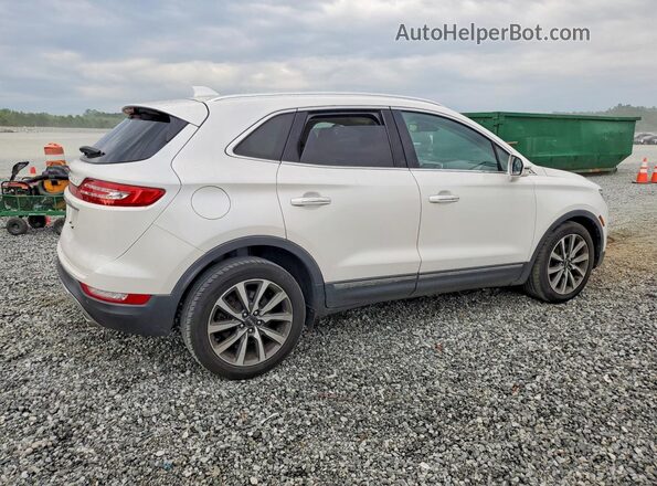 5LMCJ3C94KUL13319 2019 LINCOLN MKC Белый Передняя правая четверть