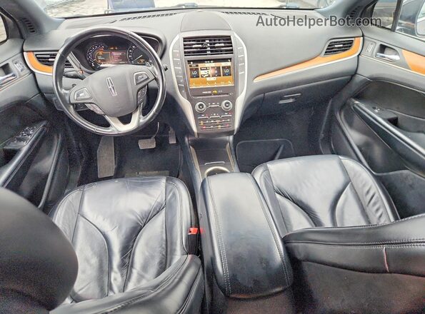 5LMCJ2C9XKUL08524 2019 LINCOLN MKC Black ხელსაწყოთა პანელის ხედი