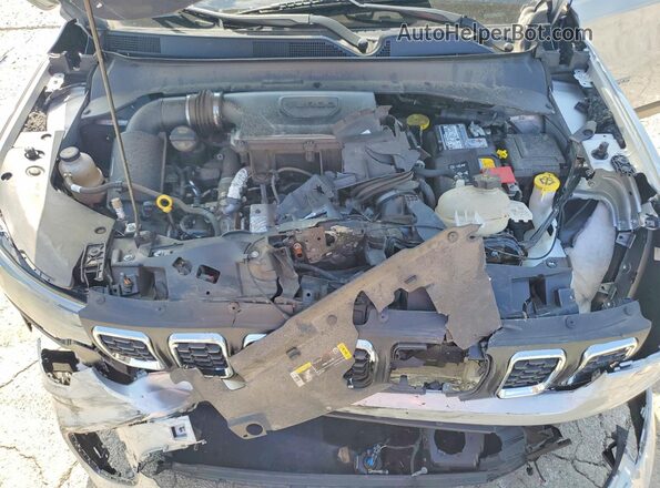 3C4NJDBN4RT106972 2024 JEEP COMPASS Silver VIN კოდის სტიკერის ხედი