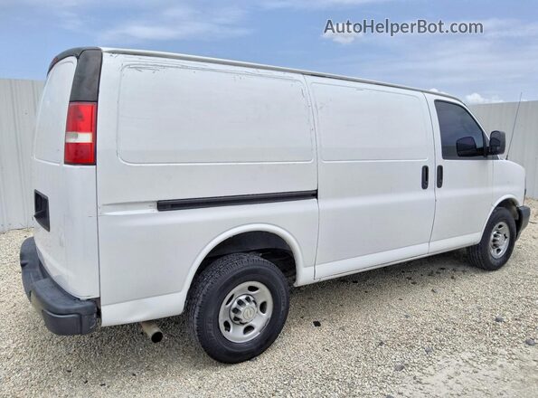 1GCWGAFG2K1366166 2019 CHEVROLET EXPRESS White Front right