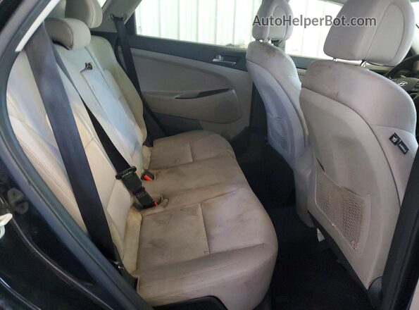 KM8J3CA47JU651629 2018 HYUNDAI TUCSON Black Widok komory silnika