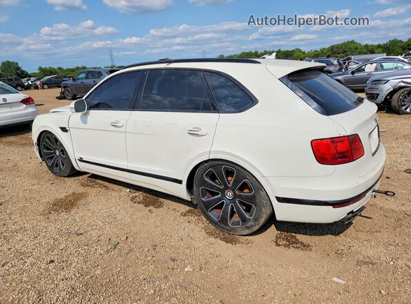 SJAAM2ZV9LC029665 2020 BENTLEY BENTAYGA Белый Задняя правая четверть