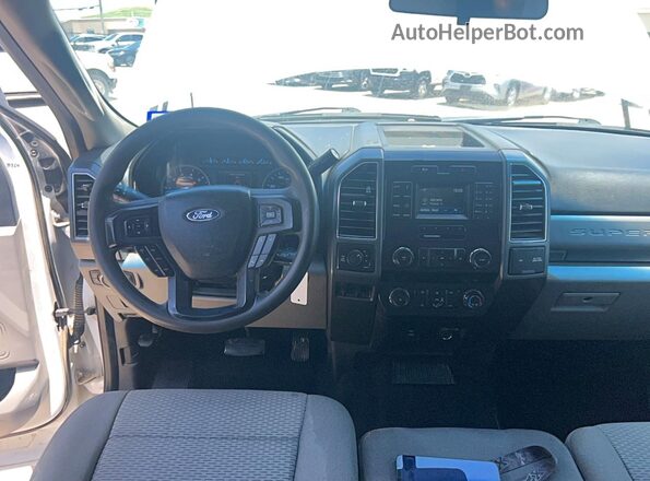 1FD7X2B69KED70727 2019 FORD F250 White Հետևի նստատեղերի տեսք