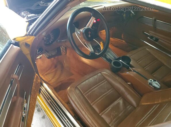 1Z37J3S413935 1973 CHEVROLET CORVETTE Yellow Vista del salpicadero