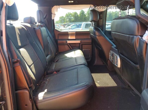 1FTEW1EG2GFC56163 2016 FORD F150 Black Widok wnętrza z tyłu