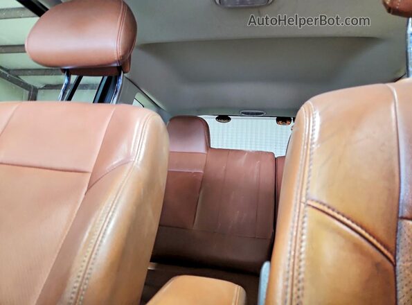 1C4NJDEB7HD176021 2017 JEEP COMPASS Black Rear interior view