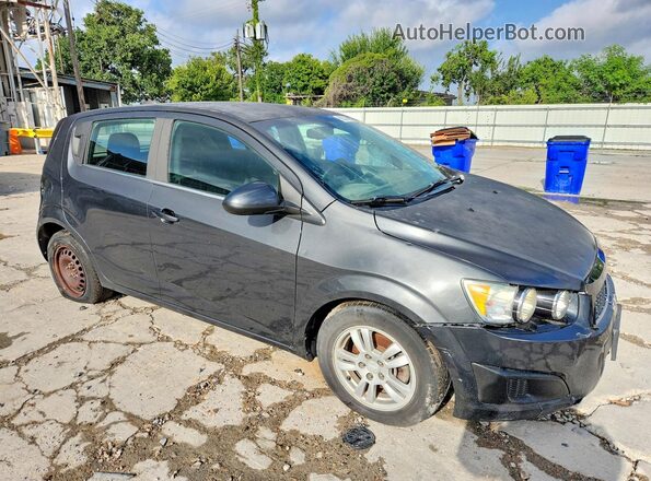 1G1JC6SH5G4110006 2016 CHEVROLET SONIC Black Widok z przodu