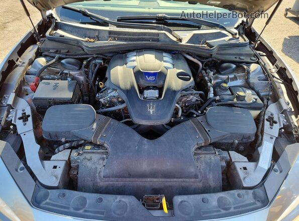 ZAM57YTA8J1286322 2018 MASERATI ALL OTHER Gray Engine compartment view