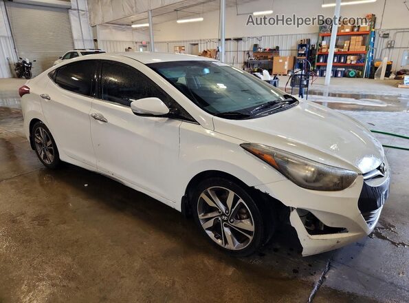 5NPDH4AE3GH668996 2016 HYUNDAI ELANTRA White Front view