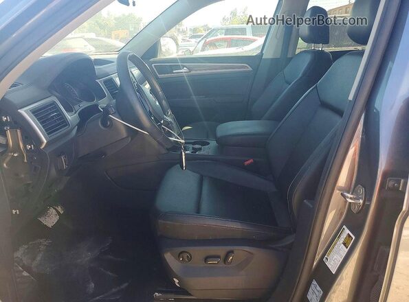 1V2UR2CA1KC540819 2019 VOLKSWAGEN ATLAS Gray Widok deski rozdzielczej