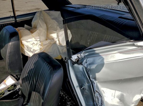 45837H117321 1964 CHEVROLET UK Silver Vista de los asientos traseros